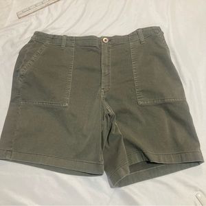 J. Jill Olive Green Women's Cargo Shorts